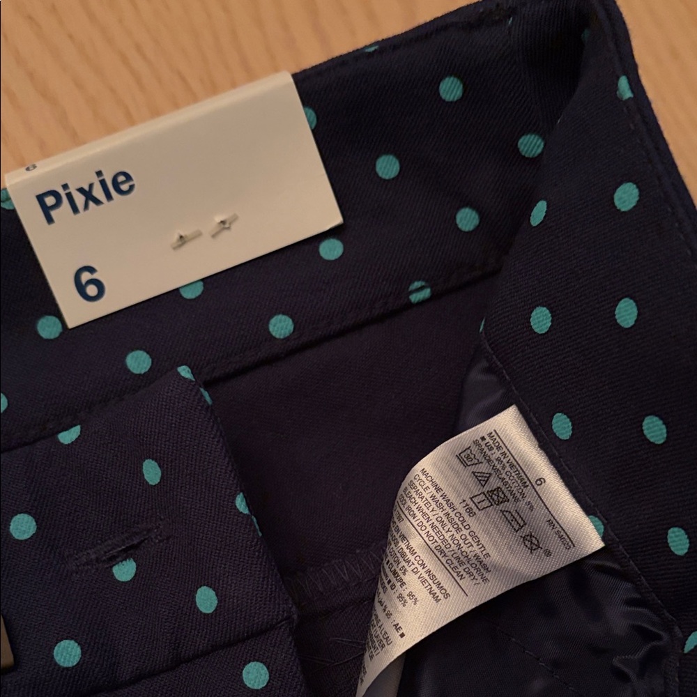 Old Navy women's pixie pants - Navy and Teal Dots - Picture 4 of 6